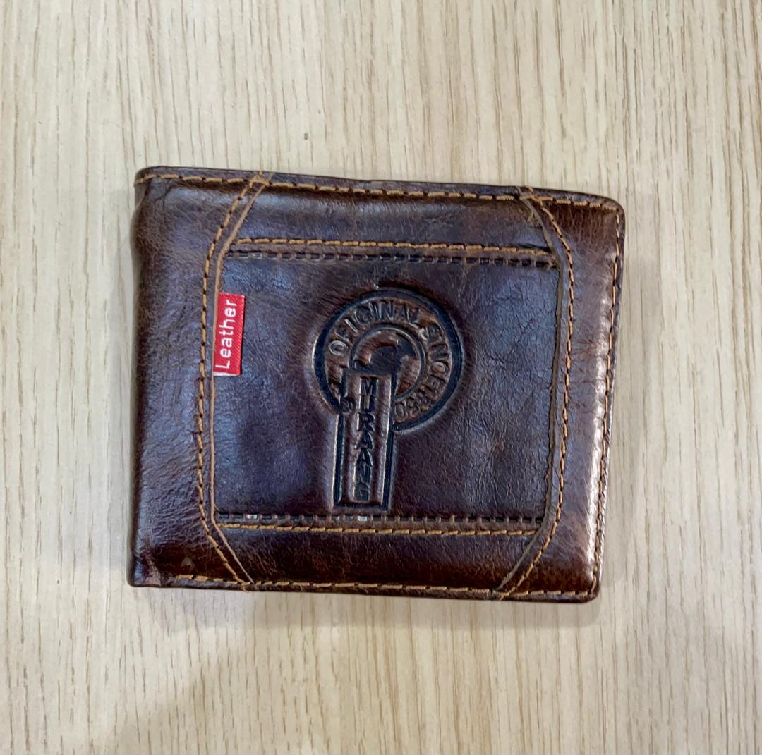 Portefeuille en cuir véritable PF02 – Élégant et fonctionnel