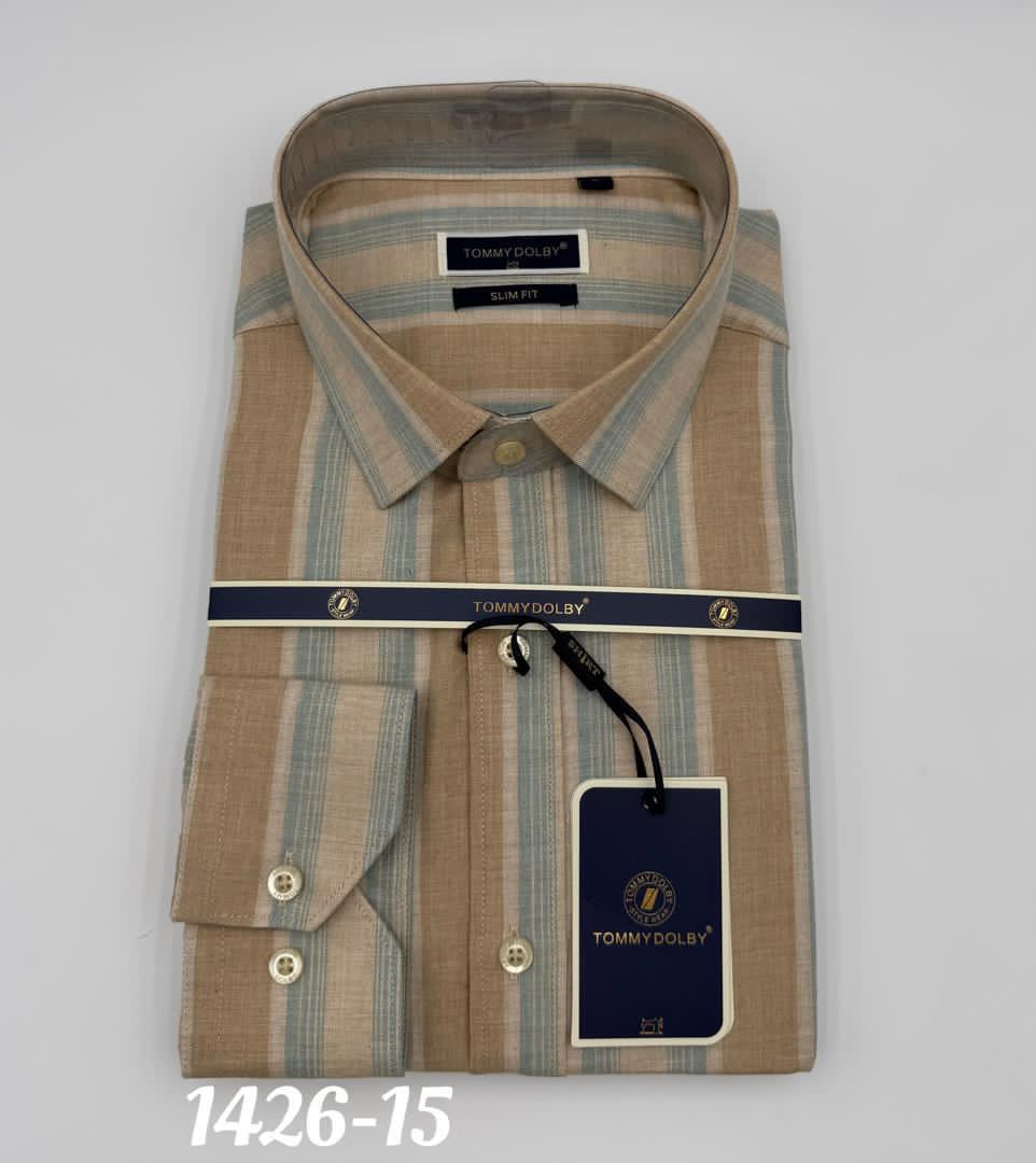 Chemise Tommy Dolby Rayée Beige et Gris Homme – Élégance Moderne