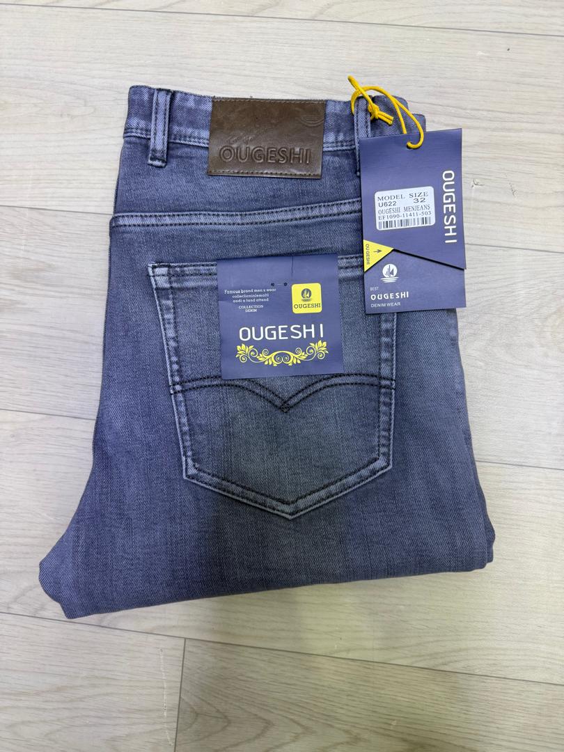 Jean homme bleu – Coupe droite classique