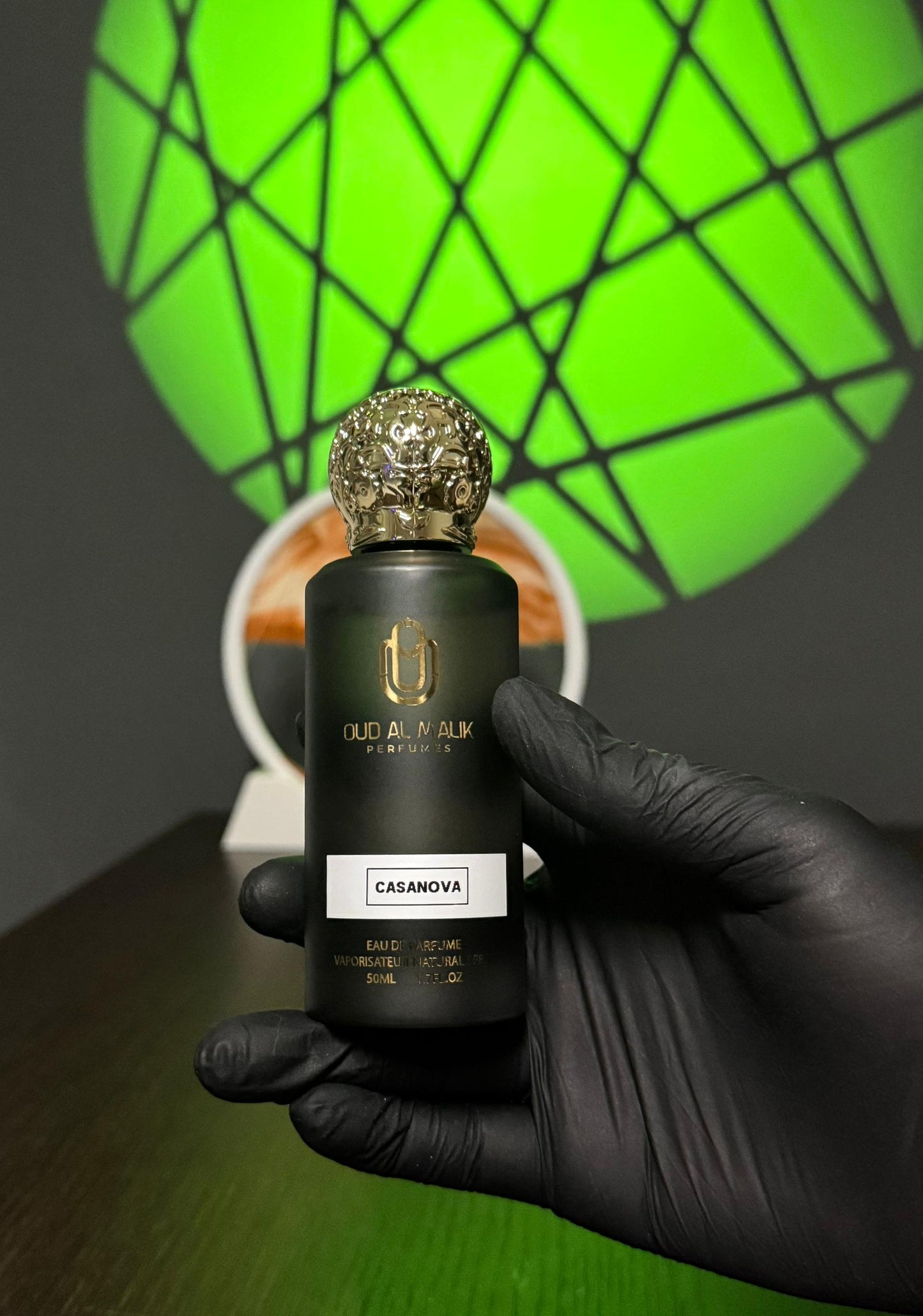 Casanova – Parfum Séduisant et Élégant | Oud Al Malik