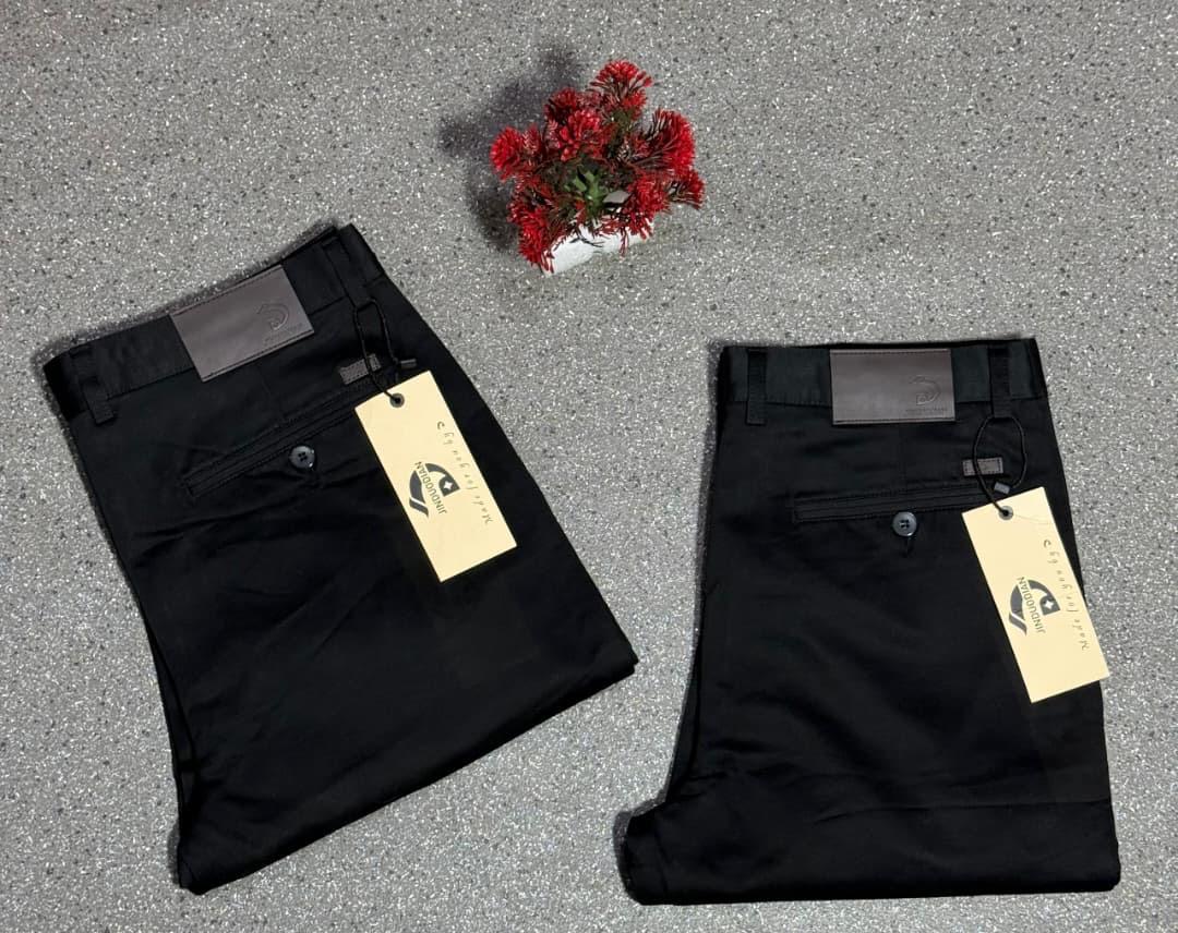 Pantalon Noir Homme – Style Élégant et Intemporel