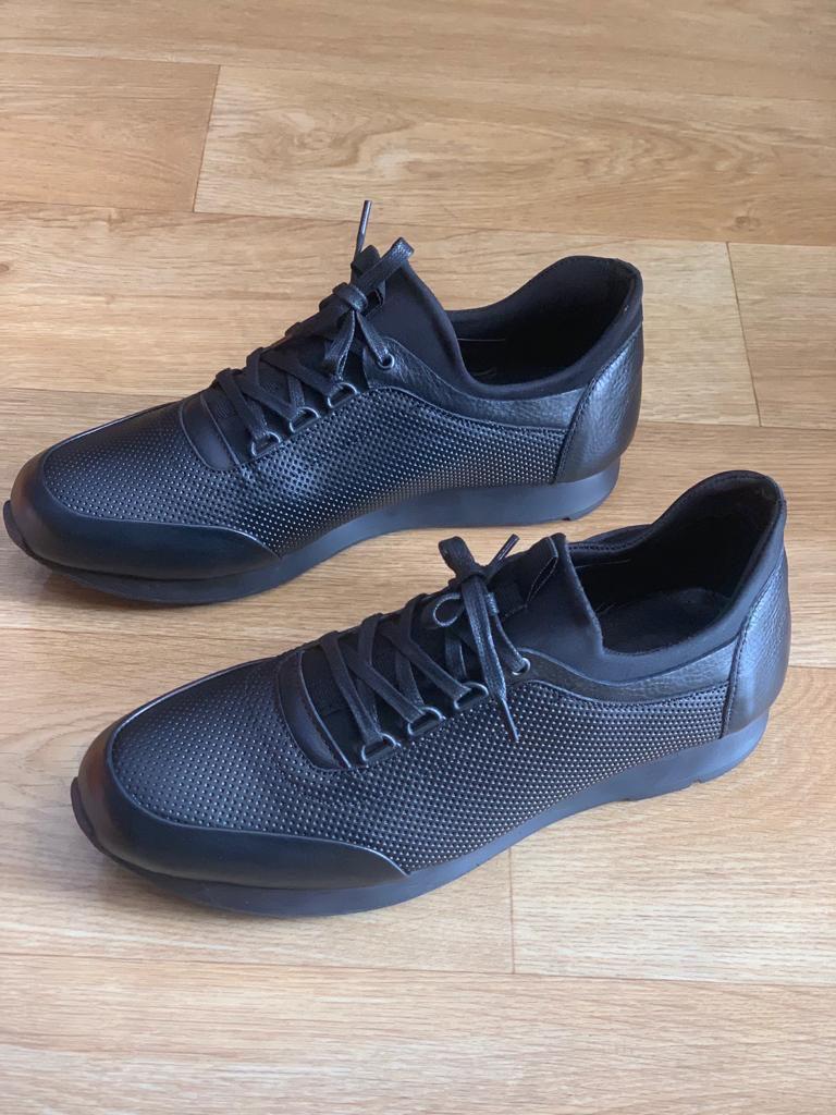 Baskets noires uni homme – Style urbain et confort moderne