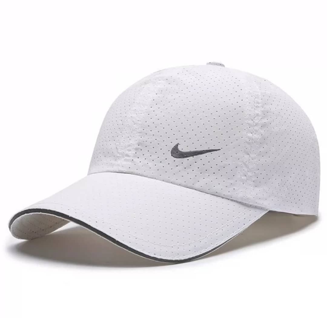 Casquette Nike blanche homme – Élégance sport