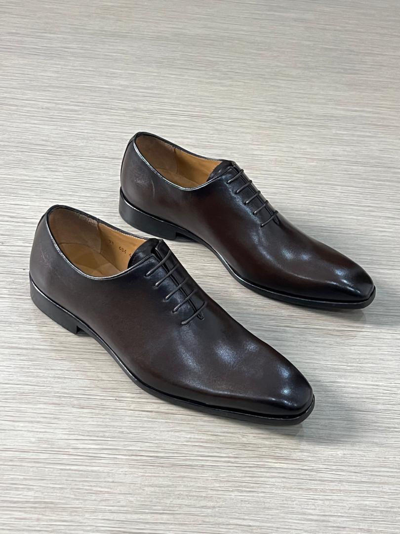 Chaussures Habillées Pointues – Élégance et prestance assurées