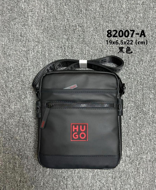 Sacoche Hugo Boss en cuir pour homme – Élégance et praticité