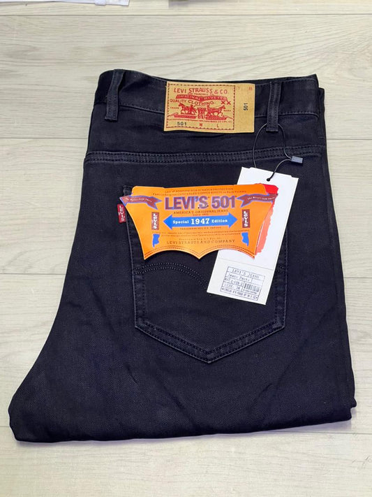 Jean Noir Levi’s – Style Intemporel & Confort Premium