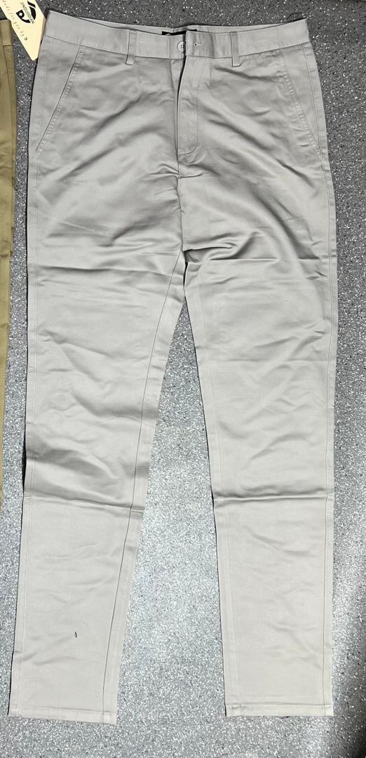 Pantalon Chino Gris Clair Homme – Coupe Moderne