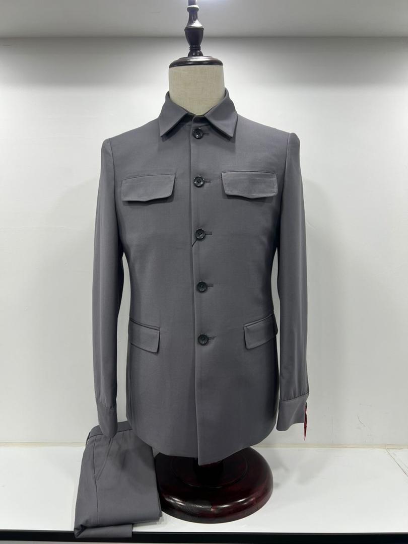 Costume homme bleu marine style Mao – Élégance & modernité