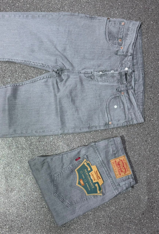 Jean Levi’s Gris Homme